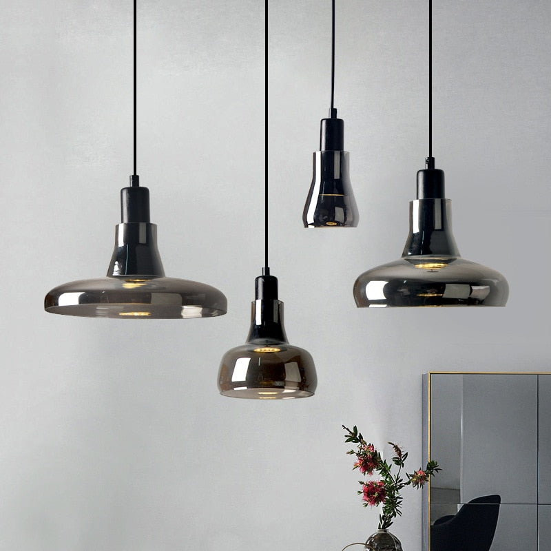 Oval Pendant Light in Nordic Style